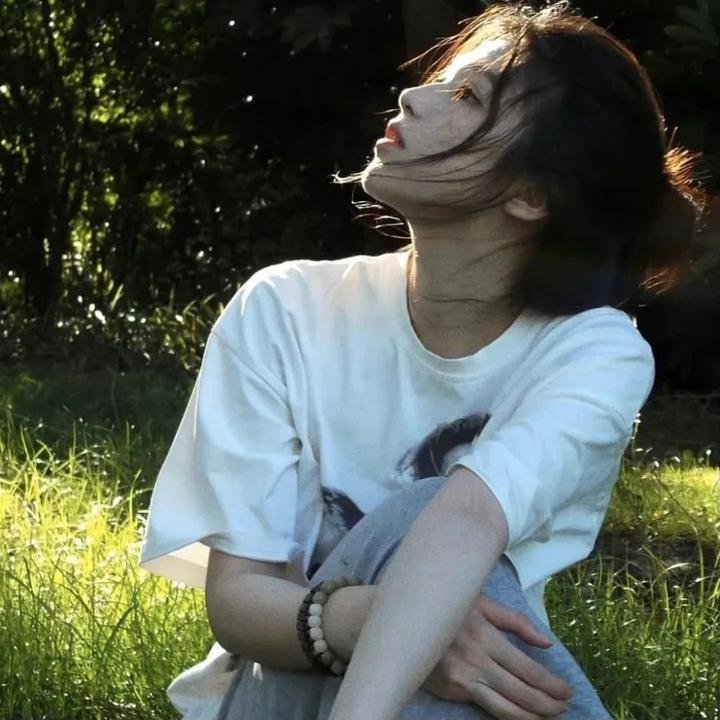 河畔的朔子
